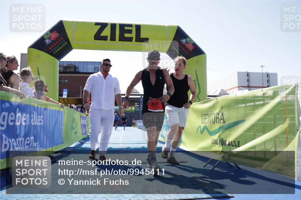 09.08.2026 - GEWOBA Citytriathlon Bremen Yannick Fuchs http://msf.ph/oto/9945411 09.08.2026 14:24:15 Ziel 590, 652, 814, 896 meine-sportfotos.de