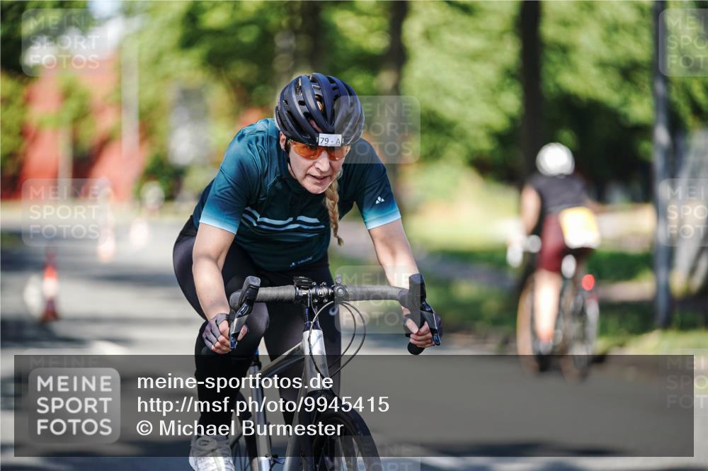 09.08.2026 - GEWOBA Citytriathlon Bremen Michael Burmester http://msf.ph/oto/9945415 09.08.2026 10:41:33 Radfahren 78, 308, 372, 377, 378, 412 meine-sportfotos.de