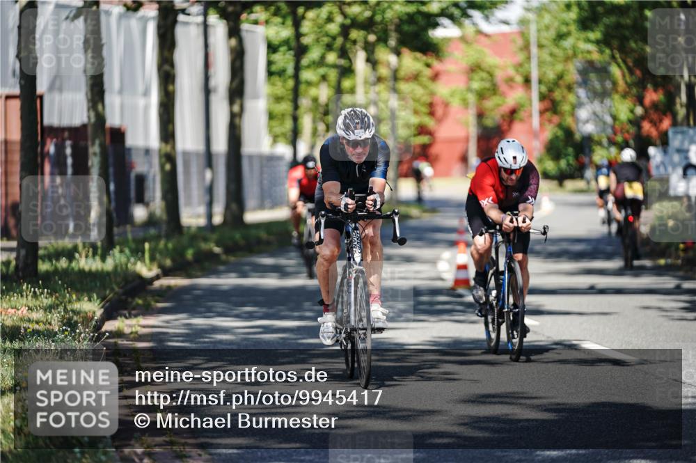 09.08.2026 - GEWOBA Citytriathlon Bremen Michael Burmester http://msf.ph/oto/9945417 09.08.2026 10:41:35 Radfahren 78, 372, 377, 378, 412 meine-sportfotos.de