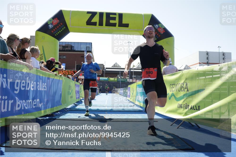 09.08.2026 - GEWOBA Citytriathlon Bremen Yannick Fuchs http://msf.ph/oto/9945425 09.08.2026 14:24:20 Ziel 590, 814 meine-sportfotos.de