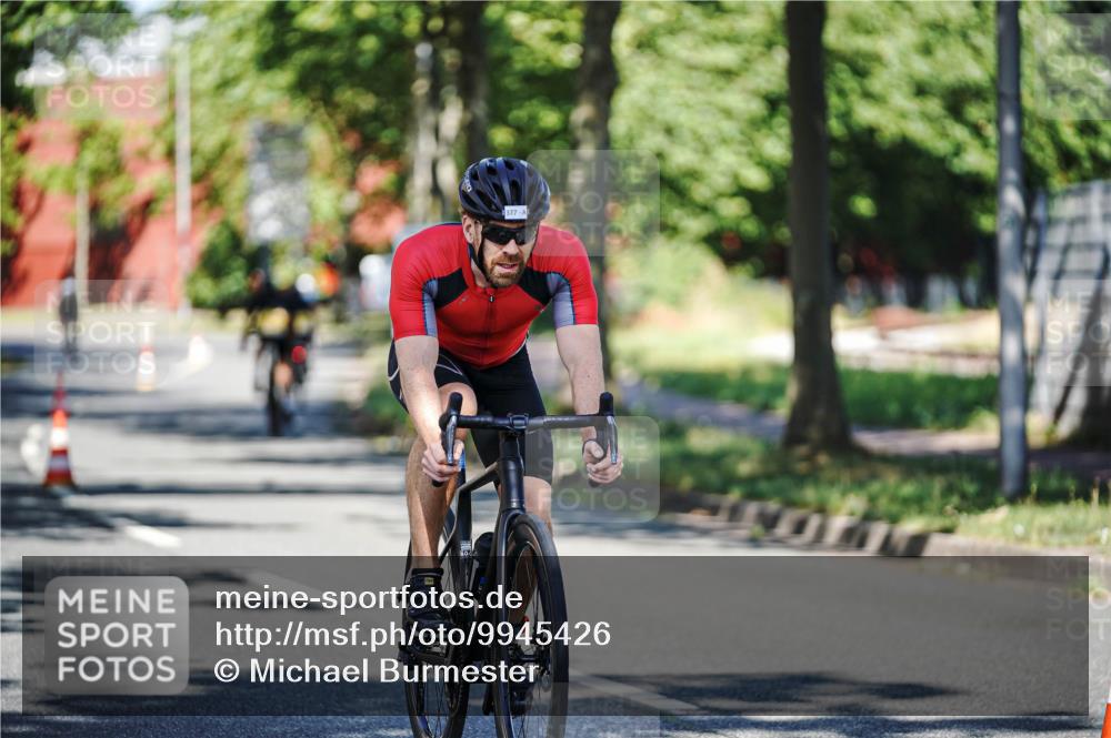 09.08.2026 - GEWOBA Citytriathlon Bremen Michael Burmester http://msf.ph/oto/9945426 09.08.2026 10:41:38 Radfahren 78, 161, 372, 377, 378, 412 meine-sportfotos.de