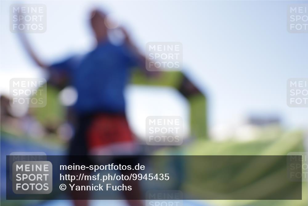 09.08.2026 - GEWOBA Citytriathlon Bremen Yannick Fuchs http://msf.ph/oto/9945435 09.08.2026 14:24:22 Ziel 590, 814, 1015, 1015 meine-sportfotos.de