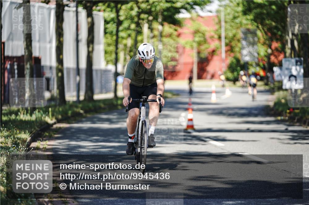 09.08.2026 - GEWOBA Citytriathlon Bremen Michael Burmester http://msf.ph/oto/9945436 09.08.2026 10:41:48 Radfahren 161, 314, 372, 377, 378 meine-sportfotos.de