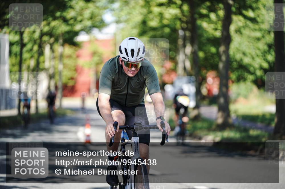 09.08.2026 - GEWOBA Citytriathlon Bremen Michael Burmester http://msf.ph/oto/9945438 09.08.2026 10:41:49 Radfahren 161, 314, 372, 377, 378 meine-sportfotos.de