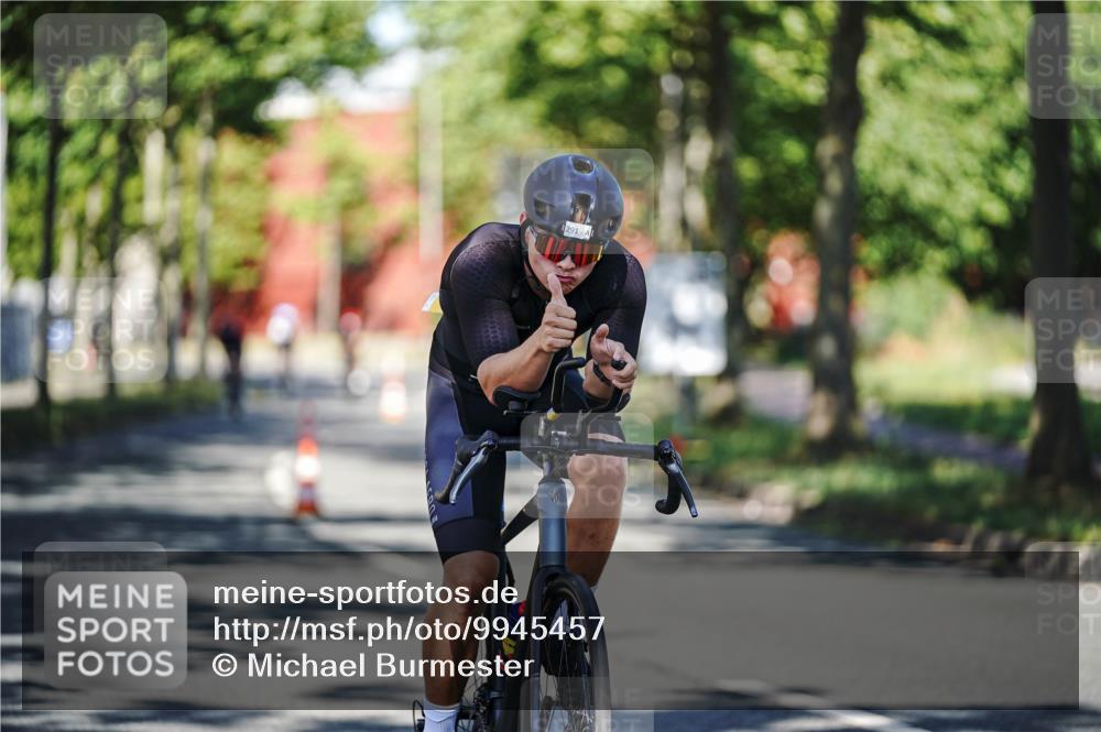 09.08.2026 - GEWOBA Citytriathlon Bremen Michael Burmester http://msf.ph/oto/9945457 09.08.2026 10:41:57 Radfahren 161, 291, 314, 358, 376, 524 meine-sportfotos.de