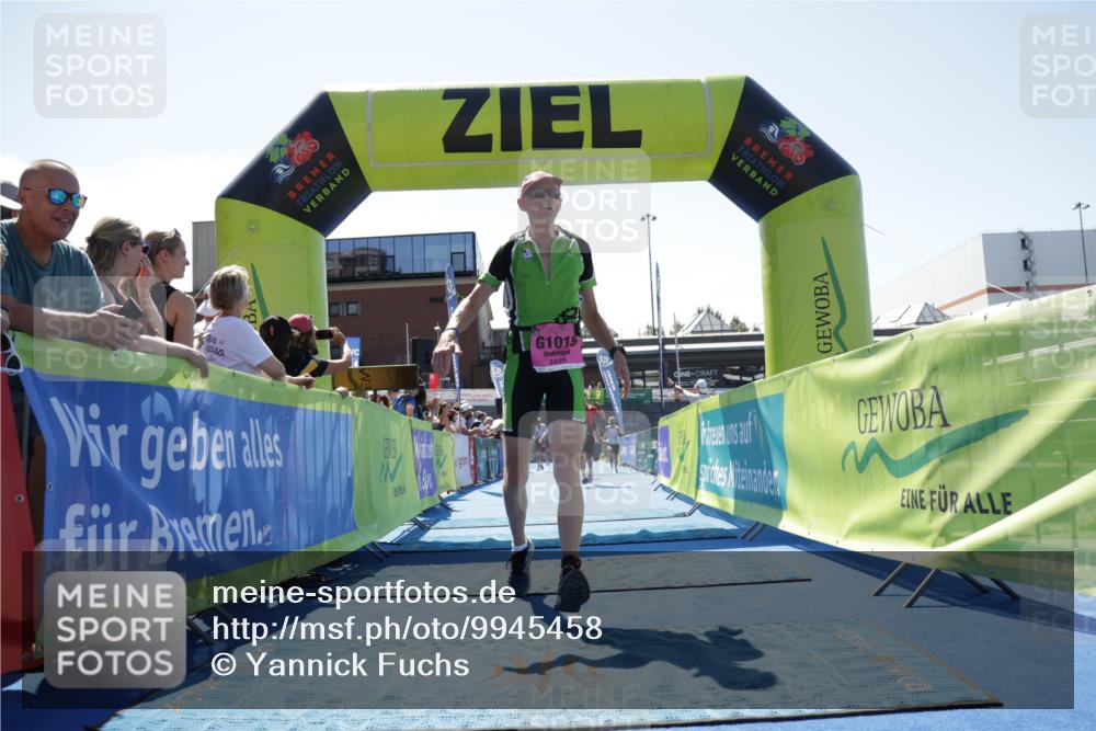 09.08.2026 - GEWOBA Citytriathlon Bremen Yannick Fuchs http://msf.ph/oto/9945458 09.08.2026 14:24:28 Ziel 807, 852, 1015, 1015, 1136 meine-sportfotos.de