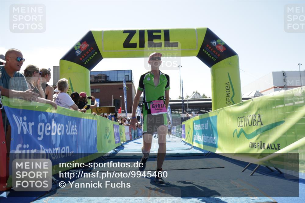 09.08.2026 - GEWOBA Citytriathlon Bremen Yannick Fuchs http://msf.ph/oto/9945460 09.08.2026 14:24:28 Ziel 807, 852, 1015, 1015, 1136 meine-sportfotos.de