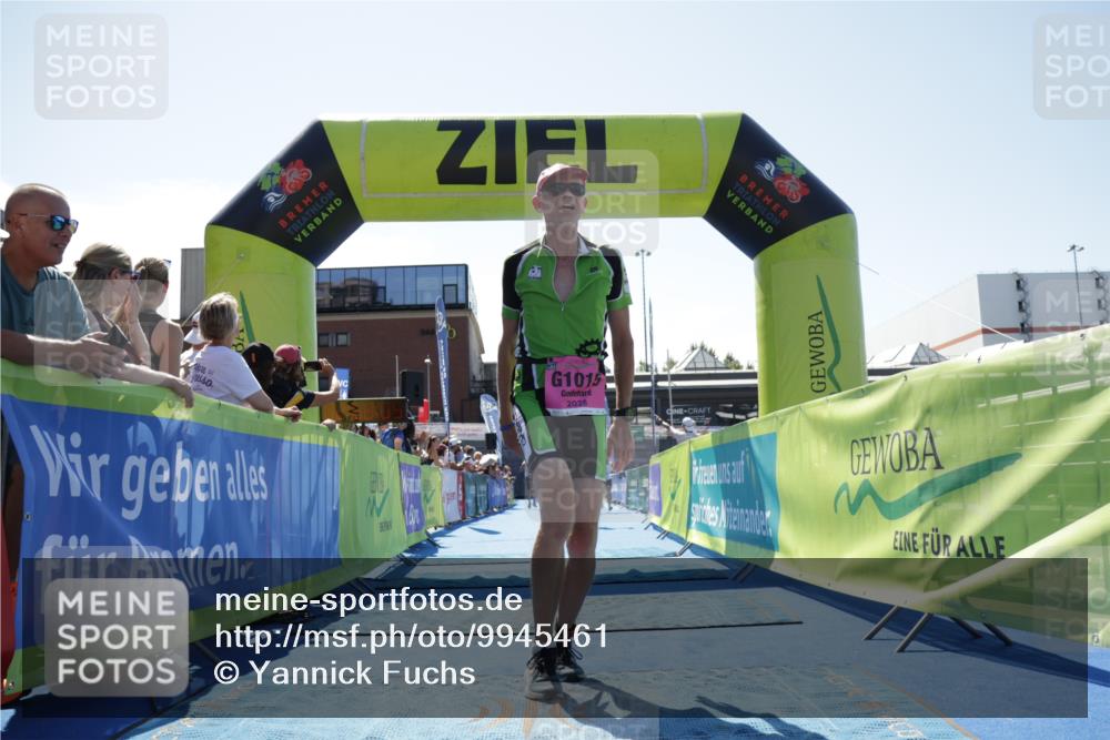 09.08.2026 - GEWOBA Citytriathlon Bremen Yannick Fuchs http://msf.ph/oto/9945461 09.08.2026 14:24:28 Ziel 807, 852, 1015, 1015, 1136 meine-sportfotos.de