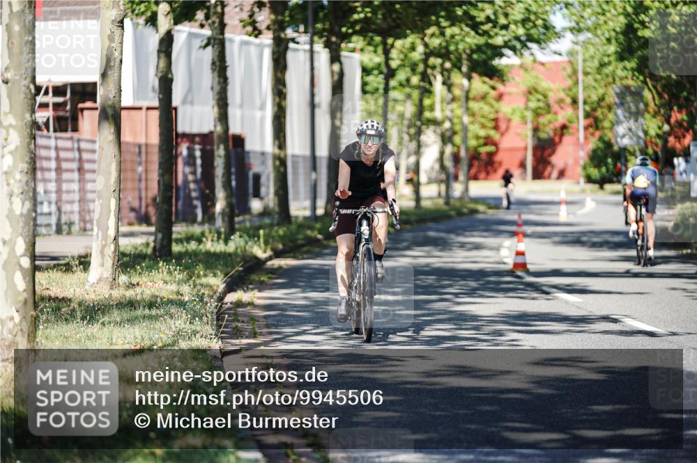 09.08.2026 - GEWOBA Citytriathlon Bremen Michael Burmester http://msf.ph/oto/9945506 09.08.2026 10:42:25 Radfahren 286, 301, 322, 415, 422, 475 meine-sportfotos.de