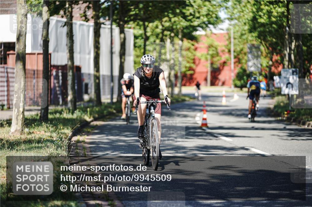 09.08.2026 - GEWOBA Citytriathlon Bremen Michael Burmester http://msf.ph/oto/9945509 09.08.2026 10:42:25 Radfahren 286, 301, 322, 415, 422, 475 meine-sportfotos.de