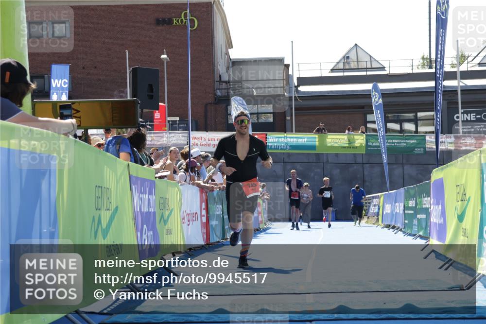 09.08.2026 - GEWOBA Citytriathlon Bremen Yannick Fuchs http://msf.ph/oto/9945517 09.08.2026 14:25:00 Ziel 745 meine-sportfotos.de