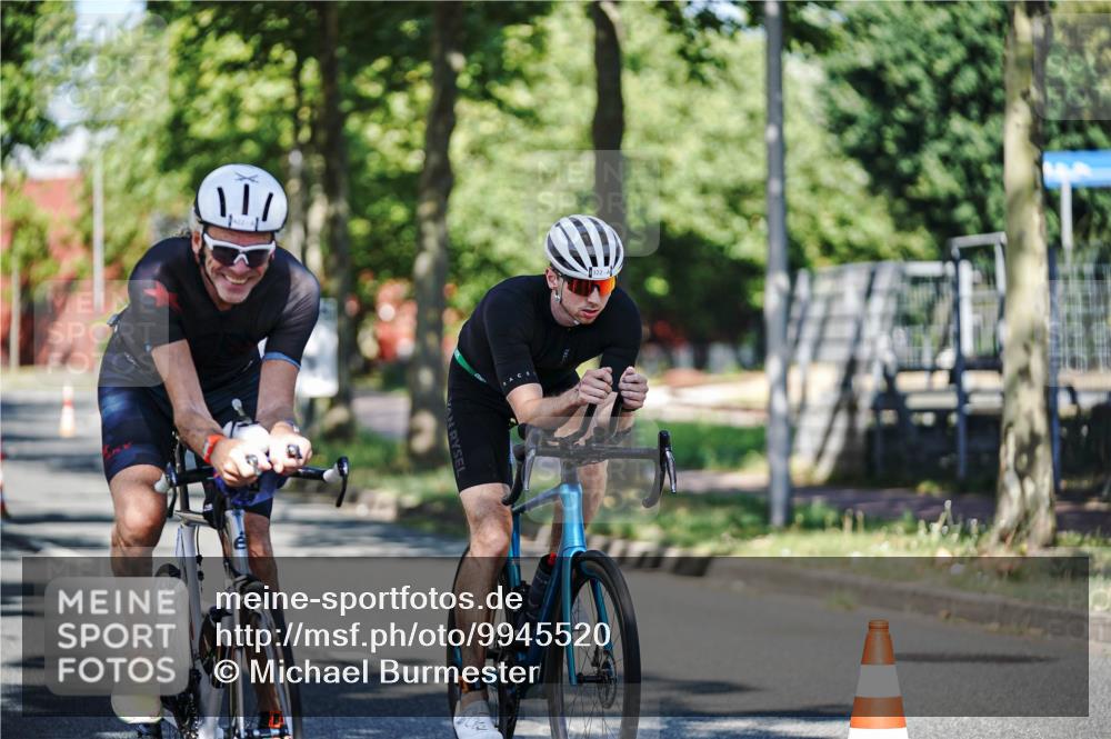 09.08.2026 - GEWOBA Citytriathlon Bremen Michael Burmester http://msf.ph/oto/9945520 09.08.2026 10:42:28 Radfahren 286, 297, 322, 422, 475 meine-sportfotos.de