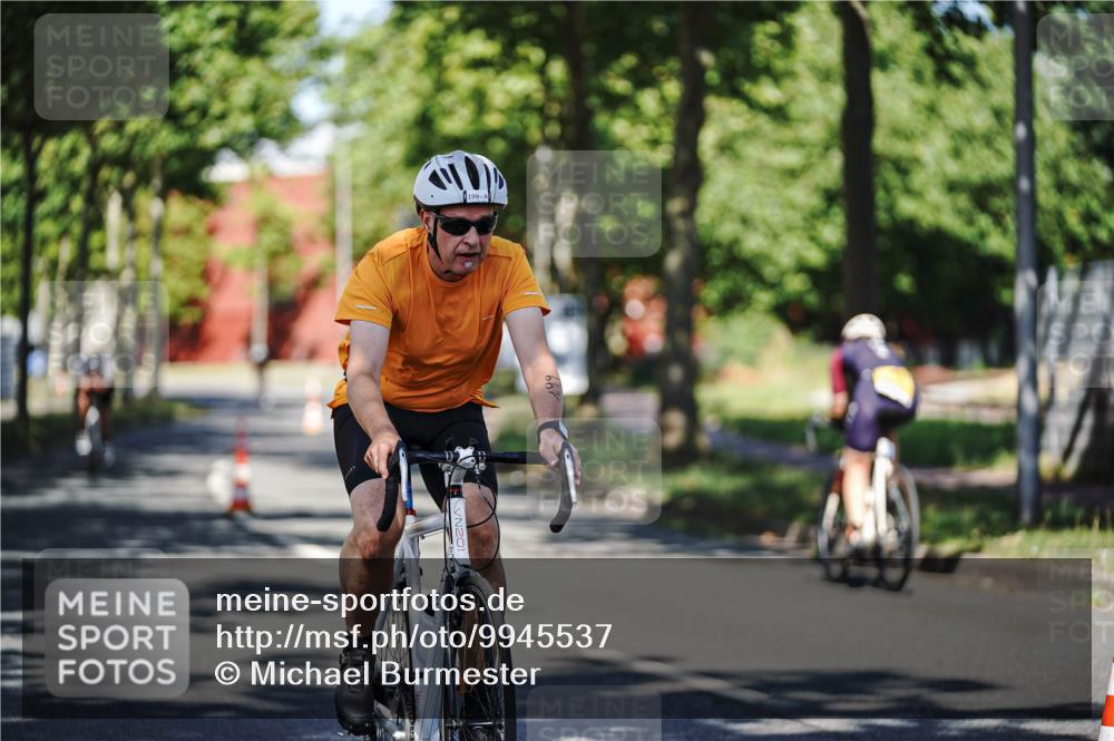 09.08.2026 - GEWOBA Citytriathlon Bremen Michael Burmester http://msf.ph/oto/9945537 09.08.2026 10:42:41 Radfahren 199, 297, 322, 529 meine-sportfotos.de