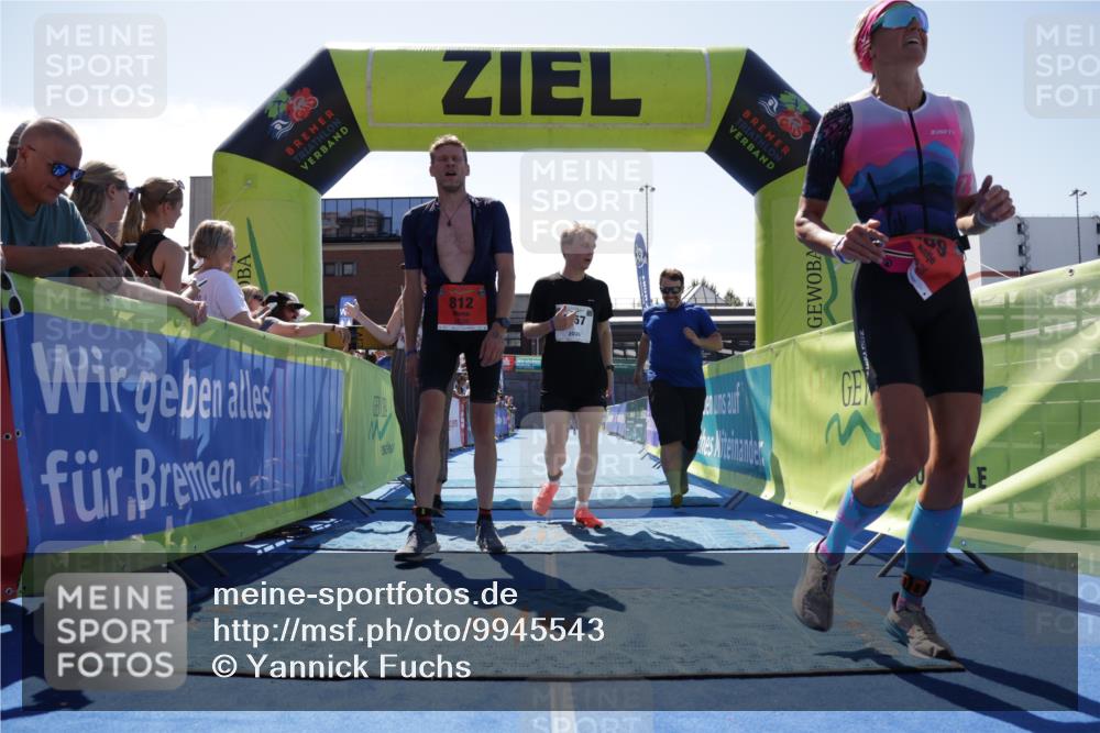 09.08.2026 - GEWOBA Citytriathlon Bremen Yannick Fuchs http://msf.ph/oto/9945543 09.08.2026 14:25:09 Ziel 812, 989, 1157 meine-sportfotos.de
