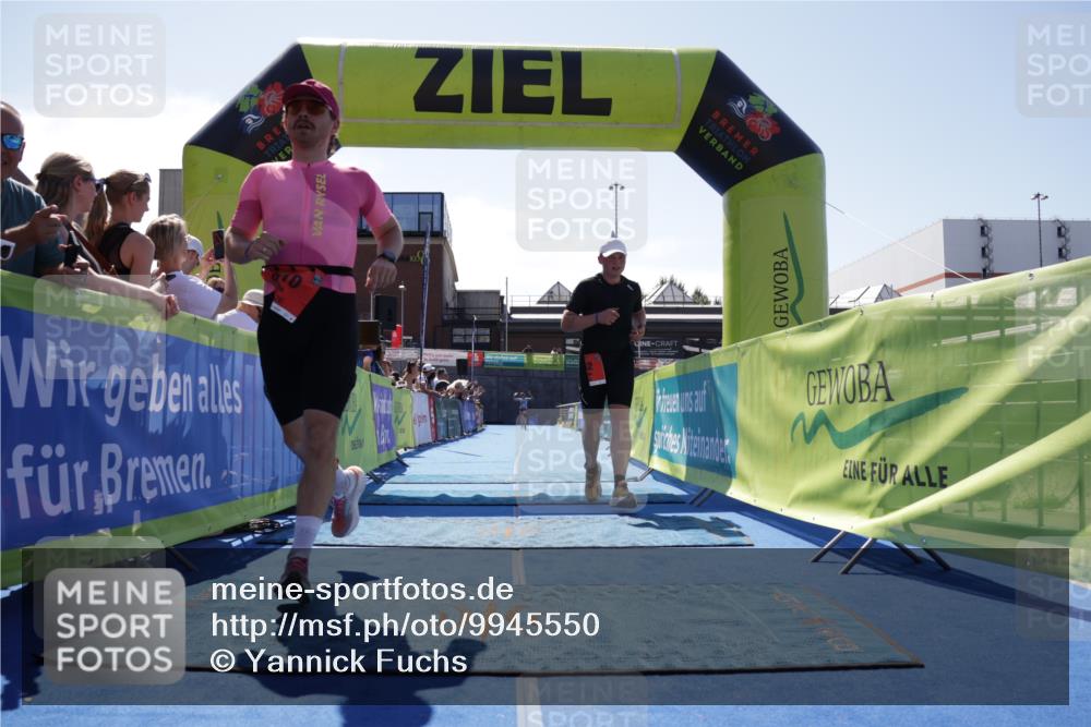 09.08.2026 - GEWOBA Citytriathlon Bremen Yannick Fuchs http://msf.ph/oto/9945550 09.08.2026 14:25:20 Ziel 552, 610, 834 meine-sportfotos.de