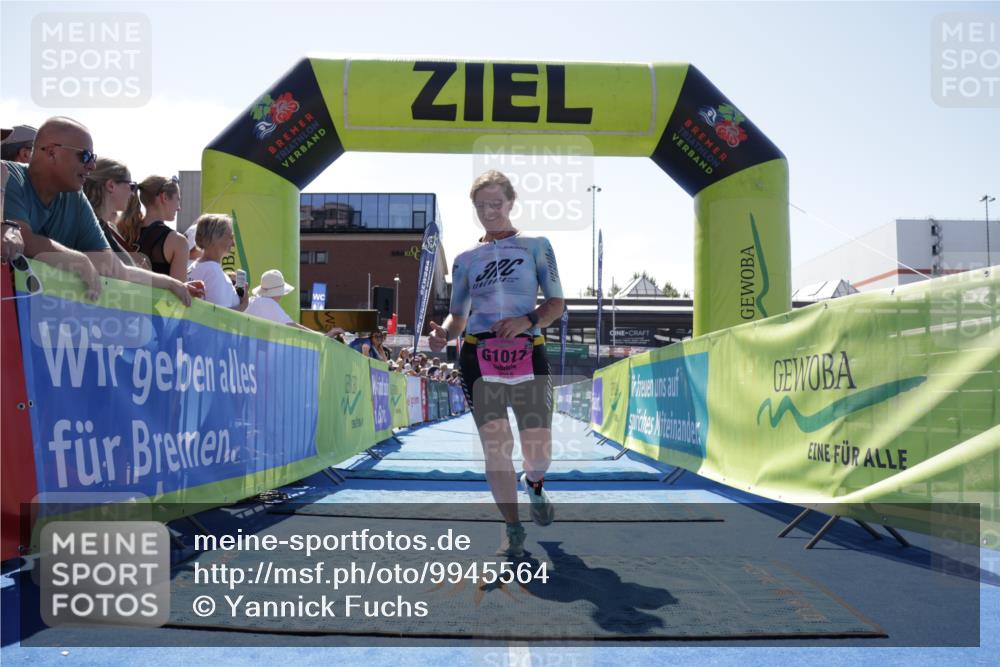09.08.2026 - GEWOBA Citytriathlon Bremen Yannick Fuchs http://msf.ph/oto/9945564 09.08.2026 14:25:33 Ziel 1017, 1017 meine-sportfotos.de