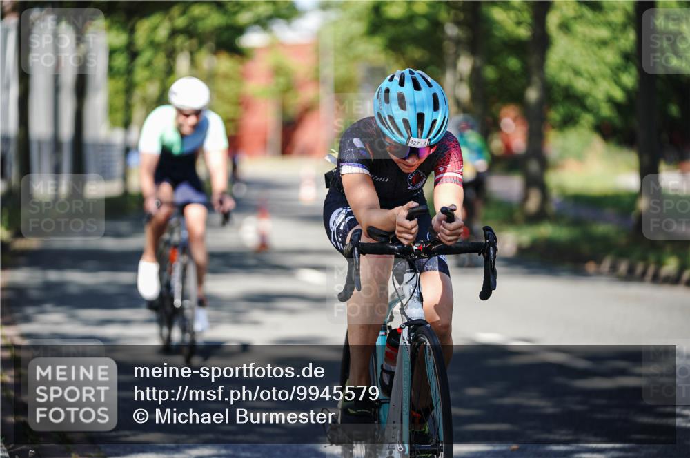 09.08.2026 - GEWOBA Citytriathlon Bremen Michael Burmester http://msf.ph/oto/9945579 09.08.2026 10:43:05 Radfahren 318, 323, 389, 393, 427 meine-sportfotos.de