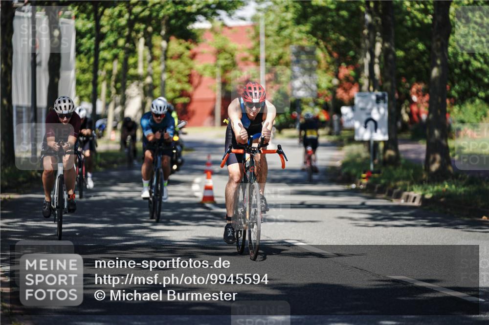 09.08.2026 - GEWOBA Citytriathlon Bremen Michael Burmester http://msf.ph/oto/9945594 09.08.2026 10:43:21 Radfahren 290, 315, 319, 321, 427, 463 meine-sportfotos.de