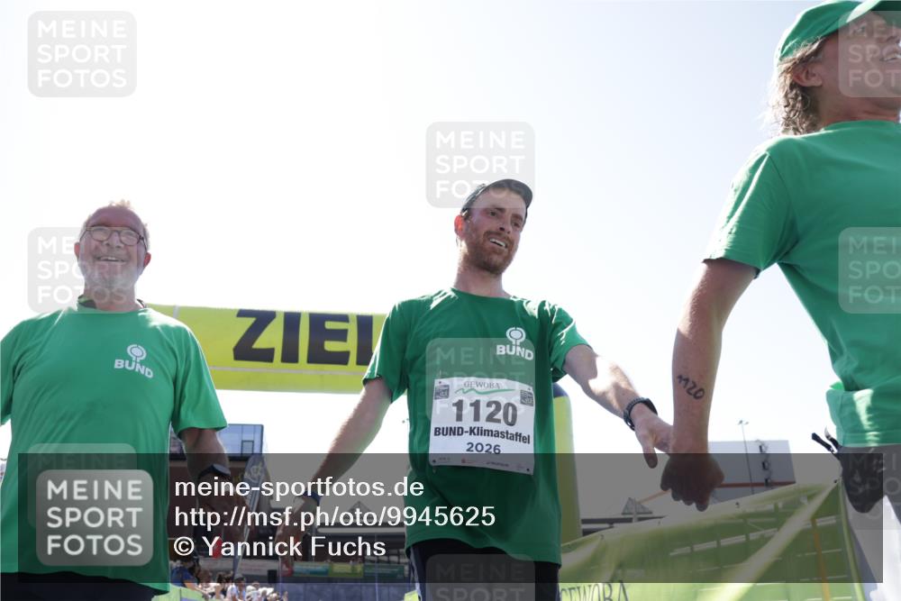 09.08.2026 - GEWOBA Citytriathlon Bremen Yannick Fuchs http://msf.ph/oto/9945625 09.08.2026 14:26:32 Ziel 592, 1120 meine-sportfotos.de