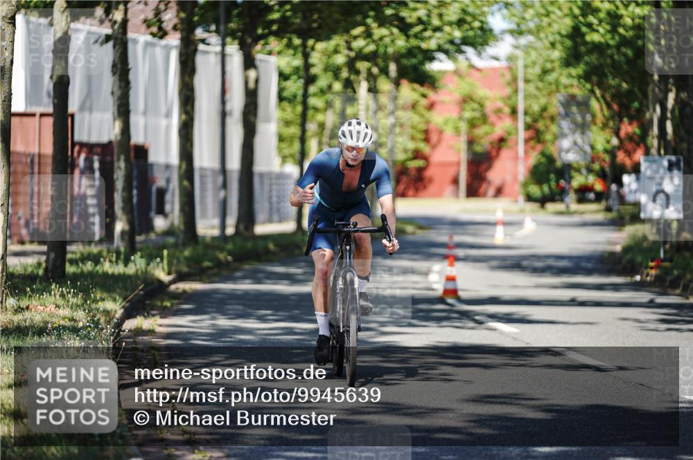 09.08.2026 - GEWOBA Citytriathlon Bremen Michael Burmester http://msf.ph/oto/9945639 09.08.2026 10:43:50 Radfahren 296, 336, 402 meine-sportfotos.de