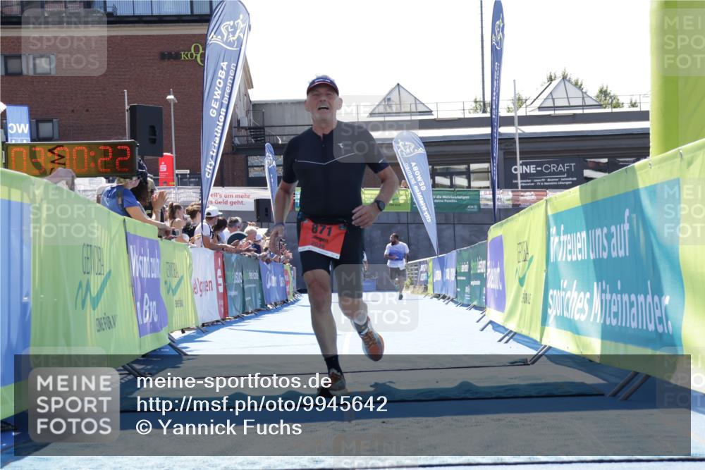 09.08.2026 - GEWOBA Citytriathlon Bremen Yannick Fuchs http://msf.ph/oto/9945642 09.08.2026 14:26:45 Ziel 871, 1140 meine-sportfotos.de