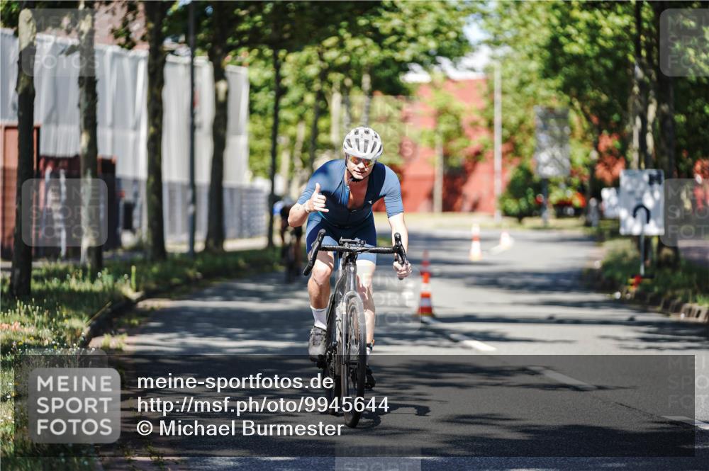 09.08.2026 - GEWOBA Citytriathlon Bremen Michael Burmester http://msf.ph/oto/9945644 09.08.2026 10:43:50 Radfahren 296, 336, 402 meine-sportfotos.de