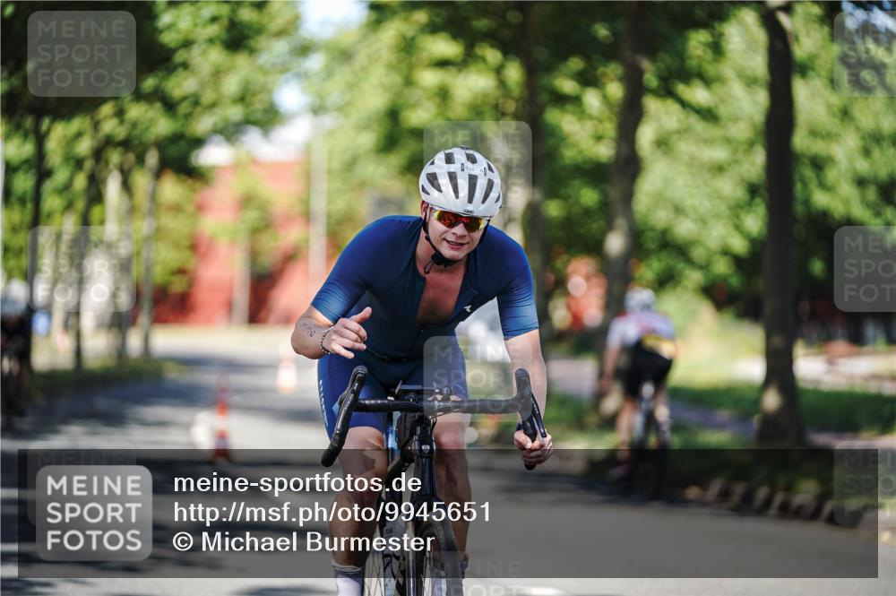 09.08.2026 - GEWOBA Citytriathlon Bremen Michael Burmester http://msf.ph/oto/9945651 09.08.2026 10:43:51 Radfahren 296, 336, 402 meine-sportfotos.de