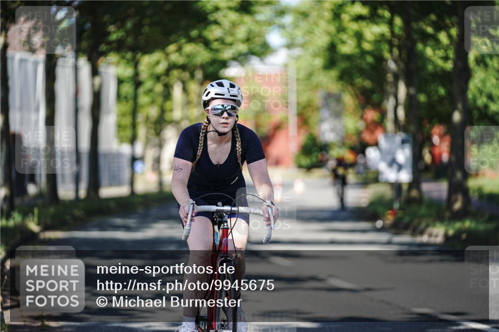 09.08.2026 - GEWOBA Citytriathlon Bremen Michael Burmester http://msf.ph/oto/9945675 09.08.2026 10:44:08 Radfahren 383, 441 meine-sportfotos.de