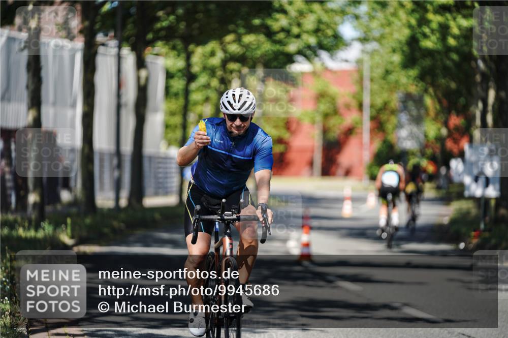 09.08.2026 - GEWOBA Citytriathlon Bremen Michael Burmester http://msf.ph/oto/9945686 09.08.2026 10:44:17 Radfahren 383 meine-sportfotos.de