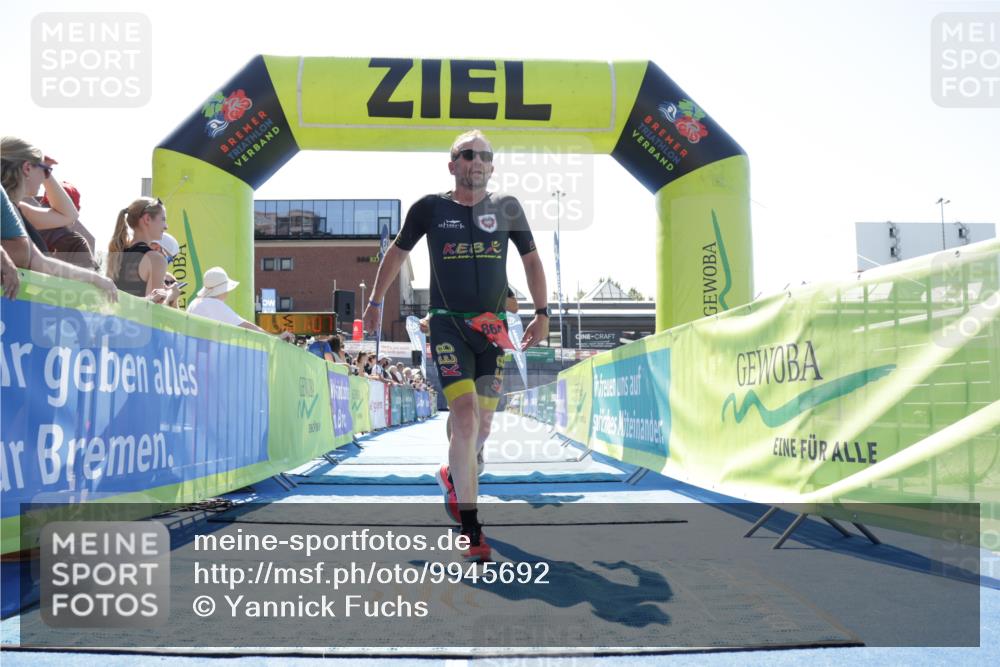 09.08.2026 - GEWOBA Citytriathlon Bremen Yannick Fuchs http://msf.ph/oto/9945692 09.08.2026 14:27:29 Ziel 798, 864, 956 meine-sportfotos.de