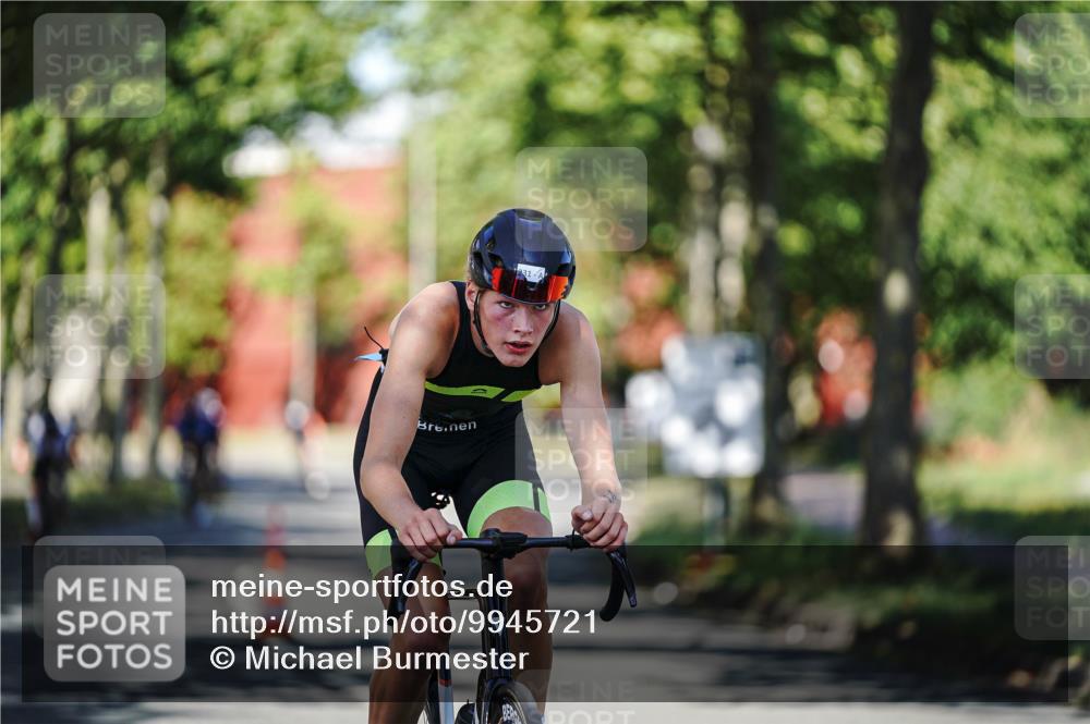 09.08.2026 - GEWOBA Citytriathlon Bremen Michael Burmester http://msf.ph/oto/9945721 09.08.2026 10:44:52 Radfahren 221, 231, 342, 391, 398, 523 meine-sportfotos.de