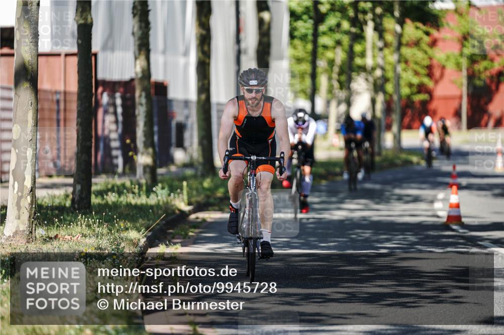 09.08.2026 - GEWOBA Citytriathlon Bremen Michael Burmester http://msf.ph/oto/9945728 09.08.2026 10:44:54 Radfahren 221, 231, 342, 391, 398, 519, 523 meine-sportfotos.de