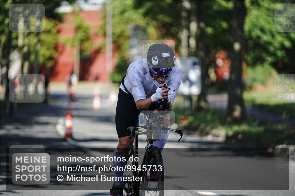 09.08.2026 - GEWOBA Citytriathlon Bremen Michael Burmester http://msf.ph/oto/9945733 09.08.2026 10:44:56 Radfahren 221, 231, 342, 391, 398, 519 meine-sportfotos.de