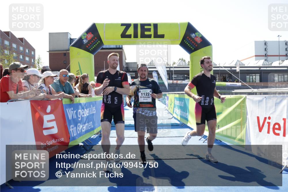 09.08.2026 - GEWOBA Citytriathlon Bremen Yannick Fuchs http://msf.ph/oto/9945750 09.08.2026 14:28:22 Ziel 1122 meine-sportfotos.de