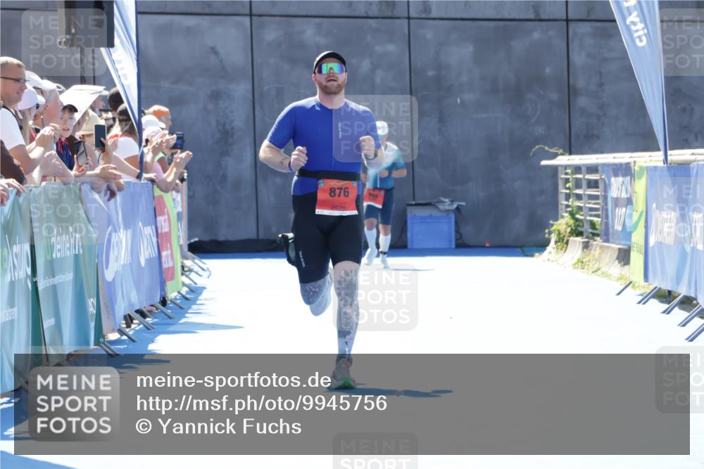 09.08.2026 - GEWOBA Citytriathlon Bremen Yannick Fuchs http://msf.ph/oto/9945756 09.08.2026 14:28:28 Ziel 876 meine-sportfotos.de