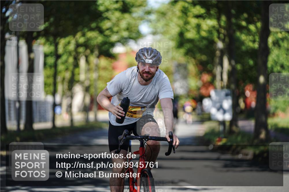 09.08.2026 - GEWOBA Citytriathlon Bremen Michael Burmester http://msf.ph/oto/9945761 09.08.2026 10:45:05 Radfahren 59, 221, 231, 338, 342, 391, 395, 519 meine-sportfotos.de