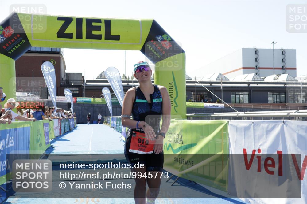 09.08.2026 - GEWOBA Citytriathlon Bremen Yannick Fuchs http://msf.ph/oto/9945773 09.08.2026 14:28:47 Ziel 919 meine-sportfotos.de