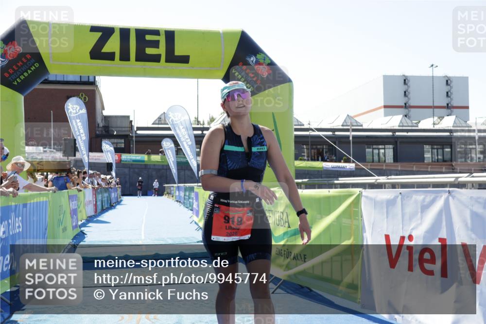 09.08.2026 - GEWOBA Citytriathlon Bremen Yannick Fuchs http://msf.ph/oto/9945774 09.08.2026 14:28:47 Ziel 919 meine-sportfotos.de