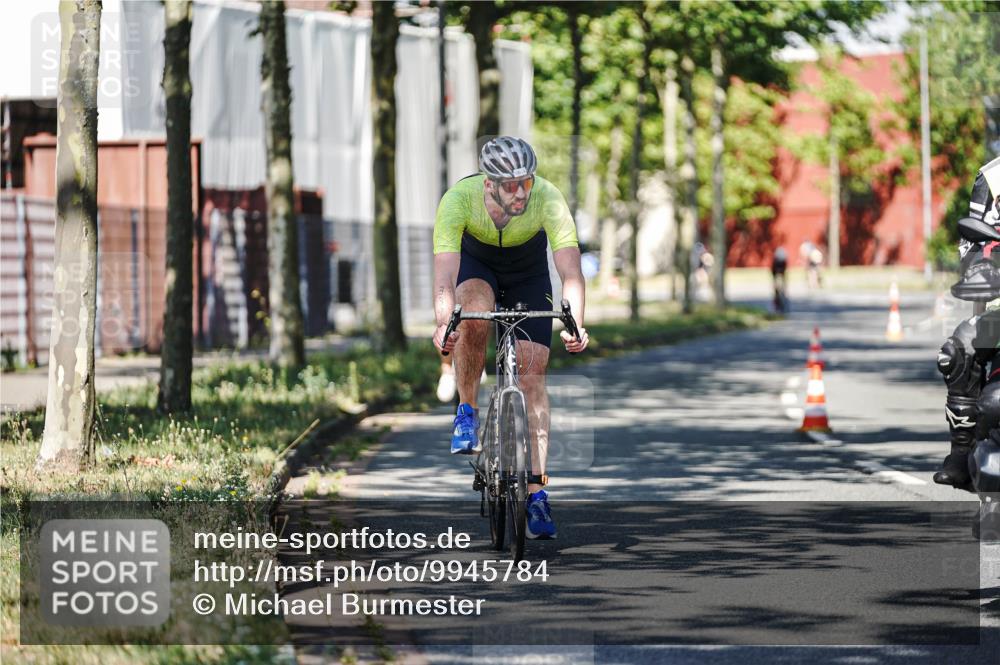 09.08.2026 - GEWOBA Citytriathlon Bremen Michael Burmester http://msf.ph/oto/9945784 09.08.2026 10:45:53 Radfahren 339, 400, 465, 478, 528 meine-sportfotos.de