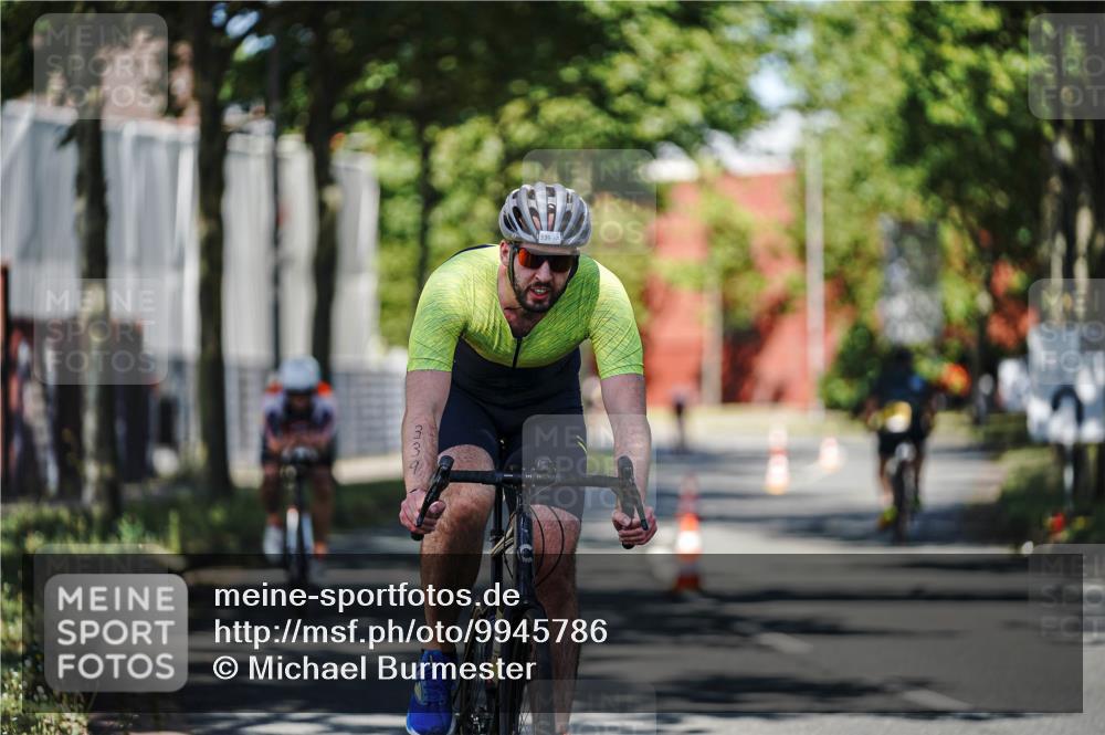 09.08.2026 - GEWOBA Citytriathlon Bremen Michael Burmester http://msf.ph/oto/9945786 09.08.2026 10:45:54 Radfahren 339, 400, 465, 478, 528 meine-sportfotos.de