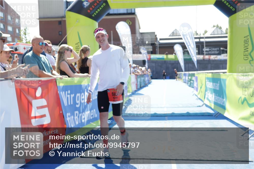 09.08.2026 - GEWOBA Citytriathlon Bremen Yannick Fuchs http://msf.ph/oto/9945797 09.08.2026 14:29:03 Ziel 593, 813 meine-sportfotos.de