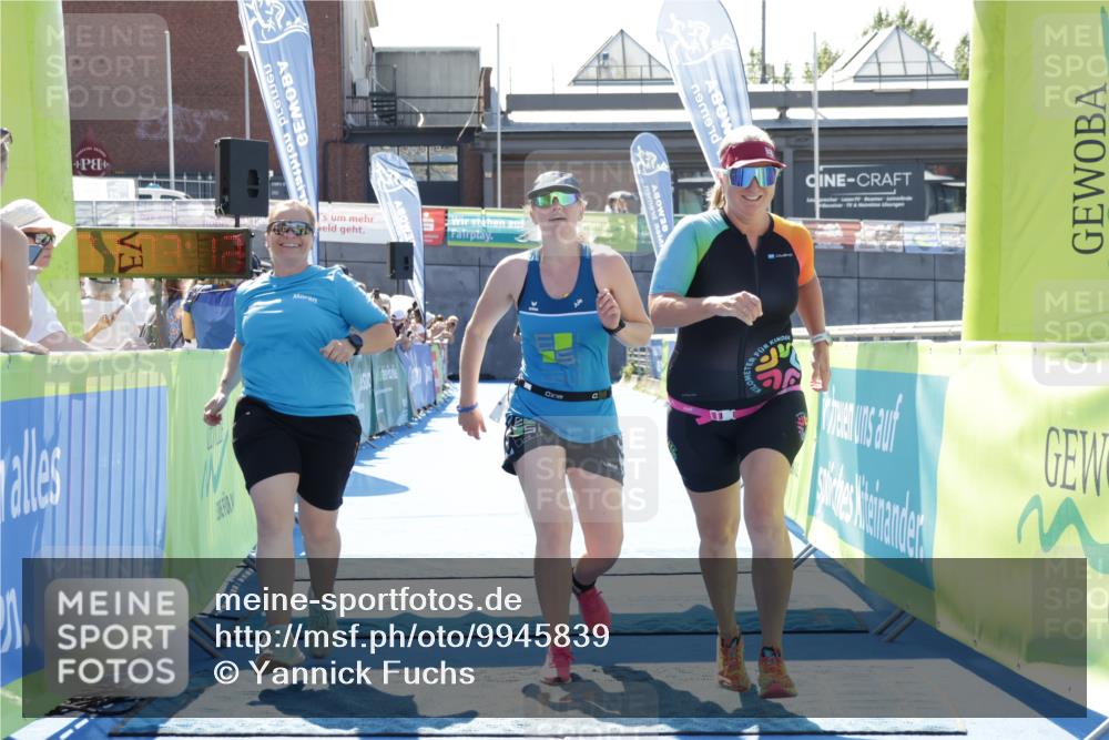 09.08.2026 - GEWOBA Citytriathlon Bremen Yannick Fuchs http://msf.ph/oto/9945839 09.08.2026 14:29:35 Ziel 1104 meine-sportfotos.de