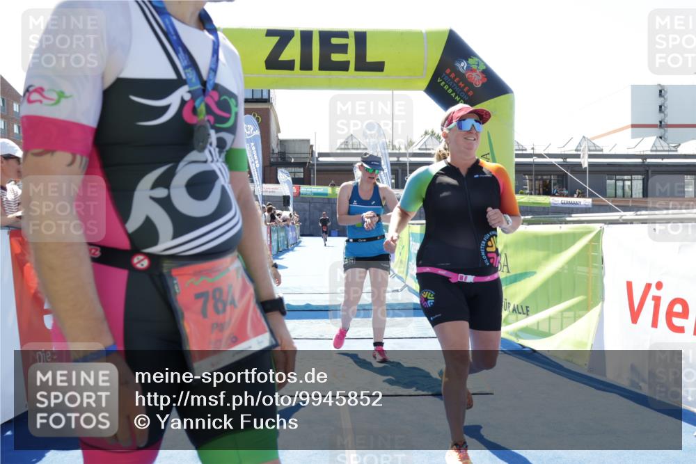 09.08.2026 - GEWOBA Citytriathlon Bremen Yannick Fuchs http://msf.ph/oto/9945852 09.08.2026 14:29:36 Ziel 1104 meine-sportfotos.de