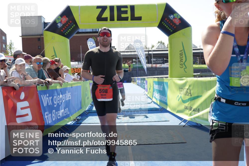09.08.2026 - GEWOBA Citytriathlon Bremen Yannick Fuchs http://msf.ph/oto/9945865 09.08.2026 14:29:48 Ziel 598, 1010, 1010 meine-sportfotos.de