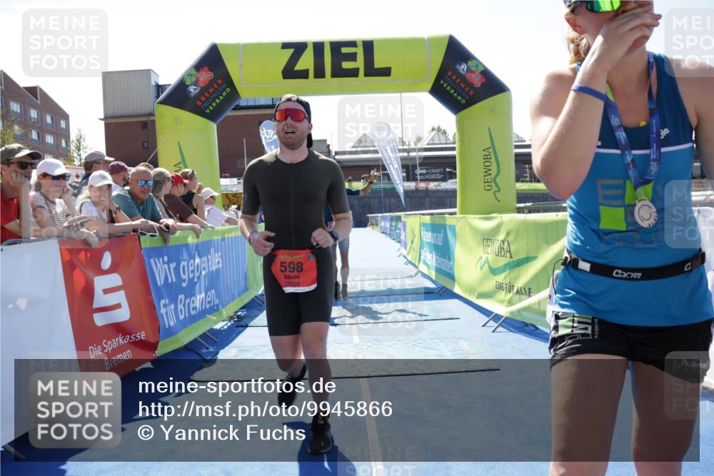 09.08.2026 - GEWOBA Citytriathlon Bremen Yannick Fuchs http://msf.ph/oto/9945866 09.08.2026 14:29:48 Ziel 598, 1010, 1010 meine-sportfotos.de