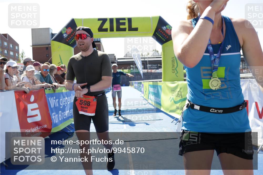 09.08.2026 - GEWOBA Citytriathlon Bremen Yannick Fuchs http://msf.ph/oto/9945870 09.08.2026 14:29:49 Ziel 598, 1010, 1010 meine-sportfotos.de