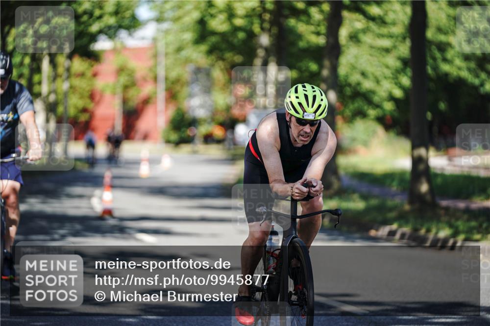 09.08.2026 - GEWOBA Citytriathlon Bremen Michael Burmester http://msf.ph/oto/9945877 09.08.2026 10:46:45 Radfahren 340, 403, 406, 411, 447 meine-sportfotos.de