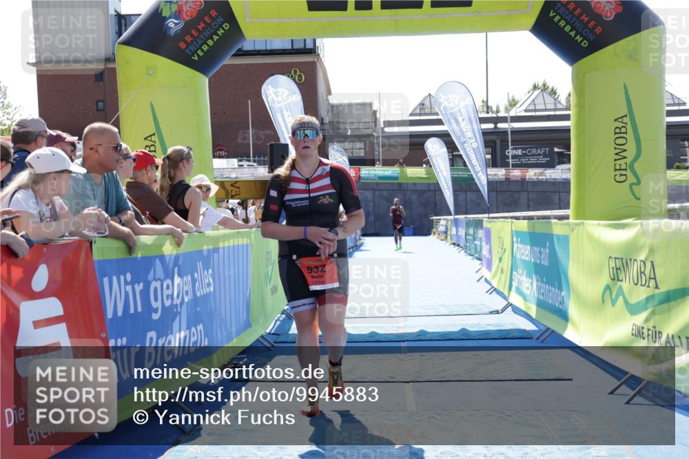 09.08.2026 - GEWOBA Citytriathlon Bremen Yannick Fuchs http://msf.ph/oto/9945883 09.08.2026 14:29:59 Ziel 932 meine-sportfotos.de