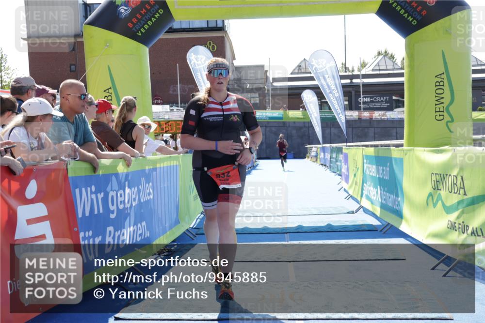 09.08.2026 - GEWOBA Citytriathlon Bremen Yannick Fuchs http://msf.ph/oto/9945885 09.08.2026 14:29:59 Ziel 932 meine-sportfotos.de