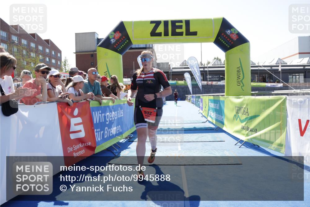 09.08.2026 - GEWOBA Citytriathlon Bremen Yannick Fuchs http://msf.ph/oto/9945888 09.08.2026 14:30:00 Ziel 877, 932 meine-sportfotos.de